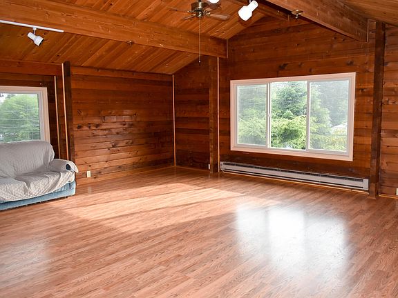 Upstairs unit has huge living room