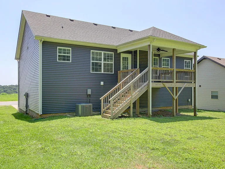1121 Cardinal Creek Dr — Photo 10