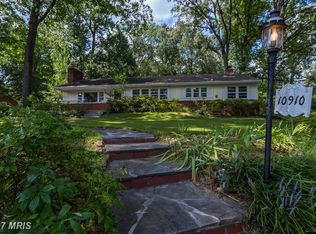 10910 Bornedale Dr, Hyattsville, MD 20783