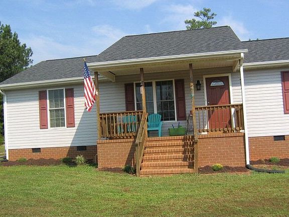 2nd image of 261 N Hills Dr
