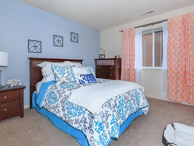 Windsor Hills Apartments — Photo 60