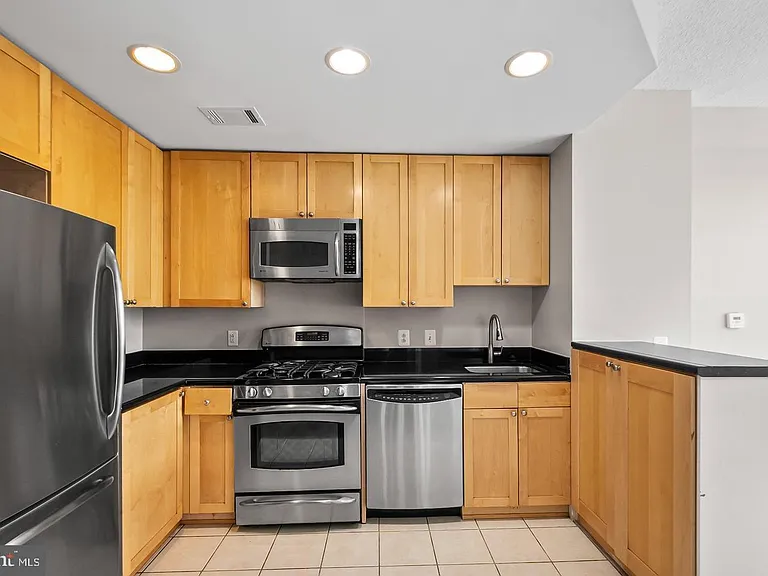 3600 Glebe Rd #330W — Photo 10