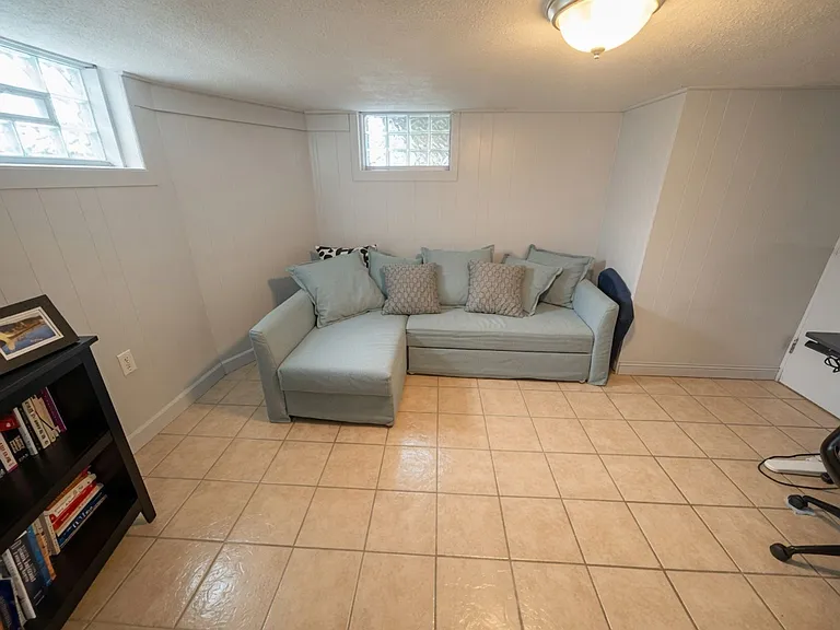 1720 Laurel Ave — Photo 19