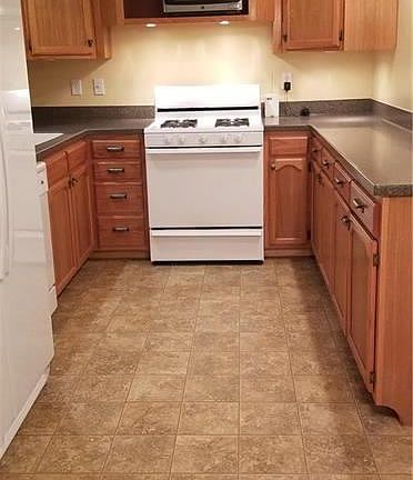 4th image of 9629 Ditman Way