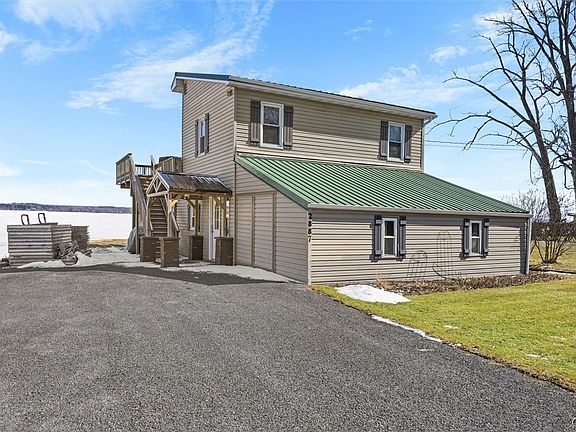 2nd image of 2887 Lower Lake Rd