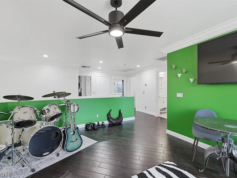 5397 Esparon Ave — Photo 29