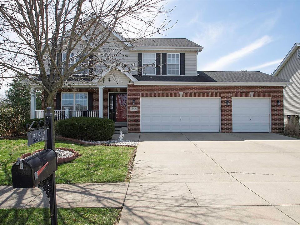 1st image of 744 Wild Horse Creek Dr