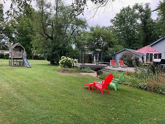 Yard/landscape
