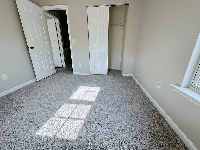 3021 Remington Oaks Cir — Photo 12