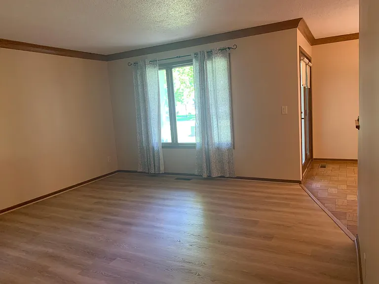 3590 Blue Jay Way #106 — Photo 9