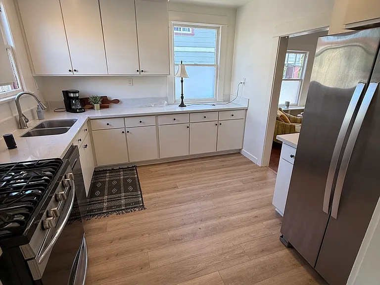 2238 Griffin Ave — Photo 3
