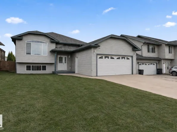 4407 47th Ave, Cold Lake, AB T9M 2E2