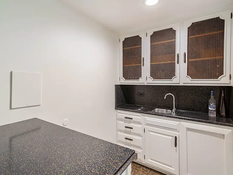 17133 Adlon Rd — Photo 10