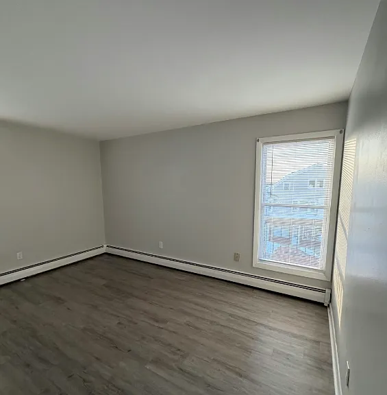 575 N Main St. #302 Fall River, MA 2 Bedroom, 1 Bathroom Heat Included! — Photo 15