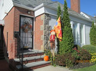 7636 175th St, Flushing, NY 11366