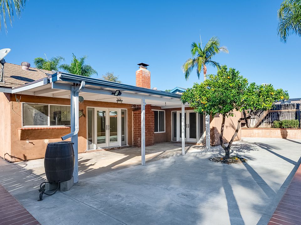 1st image of 13511 Los Olivos Ave
