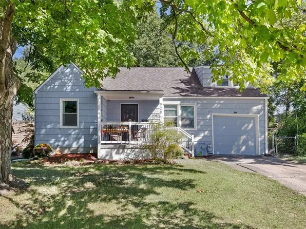 928 E 78th St, Kansas City, MO 64131