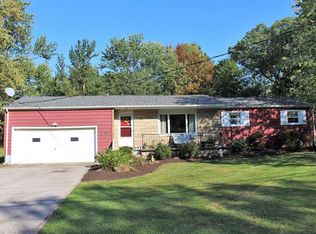 7699 Hopkins Rd, Mentor, OH 44060