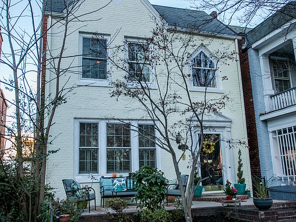2nd image of 3104 Kensington Ave