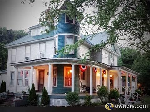 Enter Photo CaptionCommercial/Residential 5270 sq ft