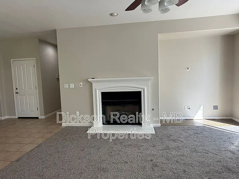 475 Dartmoor Ct — Photo 10
