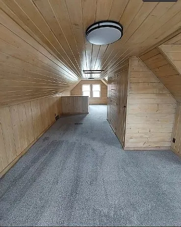 Upstairs bedroom