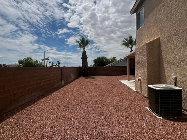 9167 Short Horse Ct — Photo 11