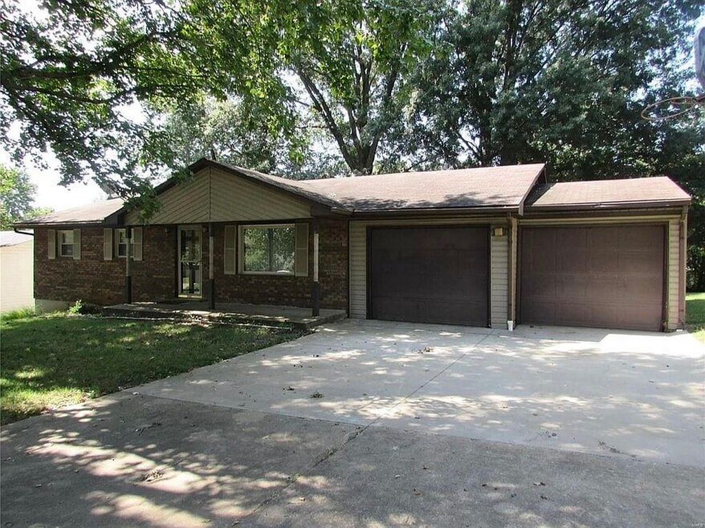 205 S Forester Dr - Property Image