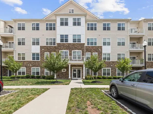 227 Lorhan Dr #227, Piscataway, NJ 08854