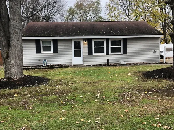 3 Denesha Pl, Fulton, NY 13069