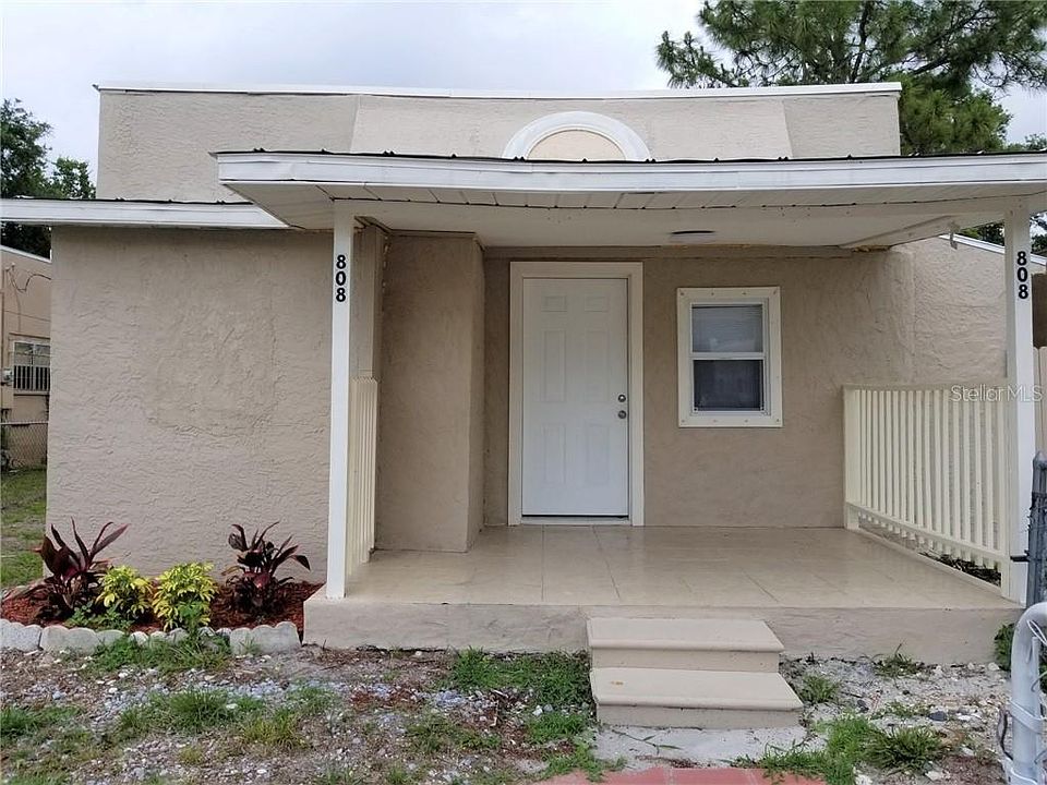 1st image of 808 27th Ave W