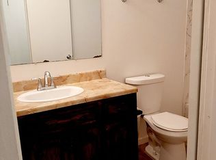 950 10th St SE, Paris, TX 75460