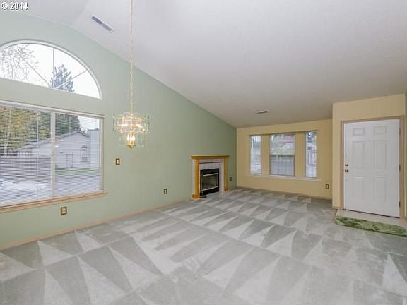 5th image of 4403 NE 105th St