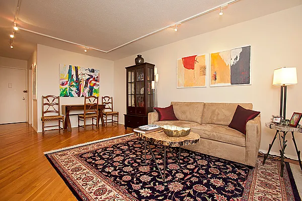 Sold by Owner | media 16