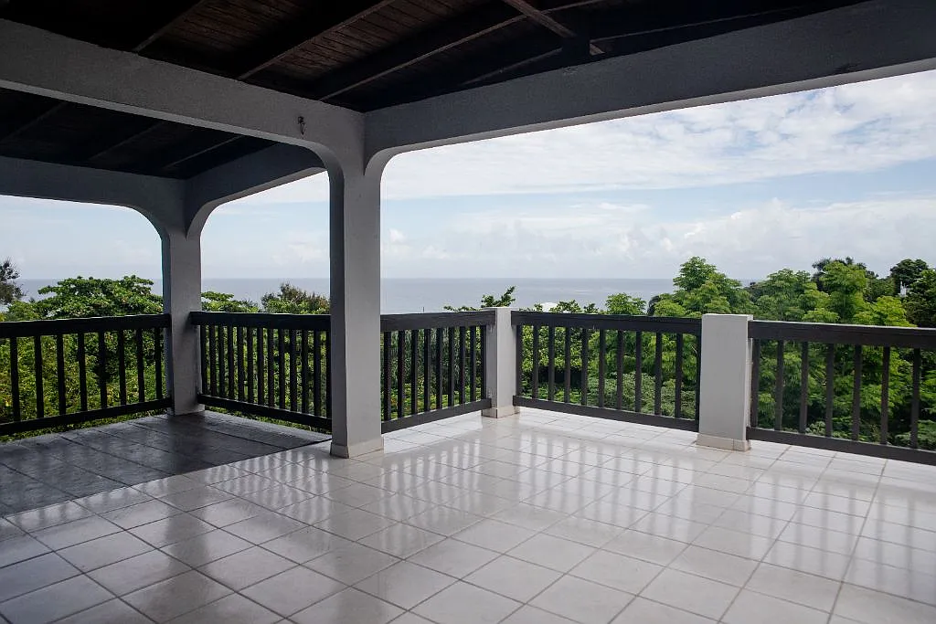 2 bed, 1.0 bath, 1600 sqft, $1,350 — Photo 2