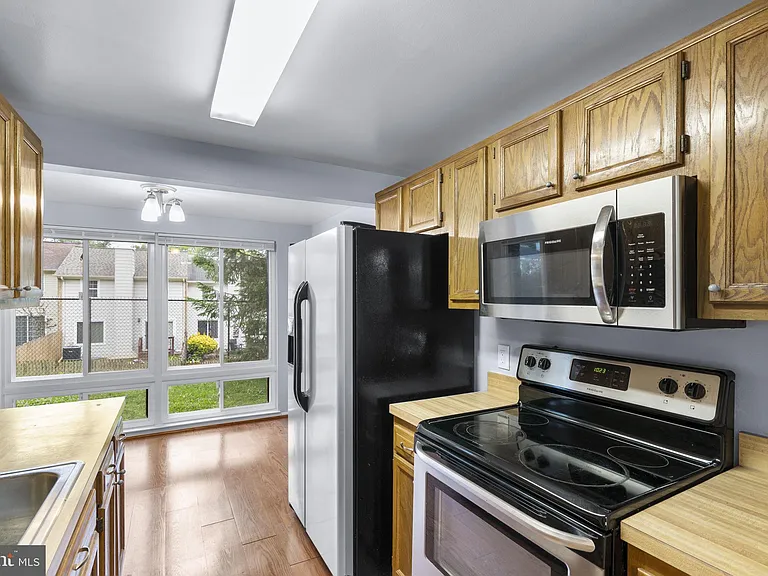 18050 Chalet Dr #14103 — Photo 14