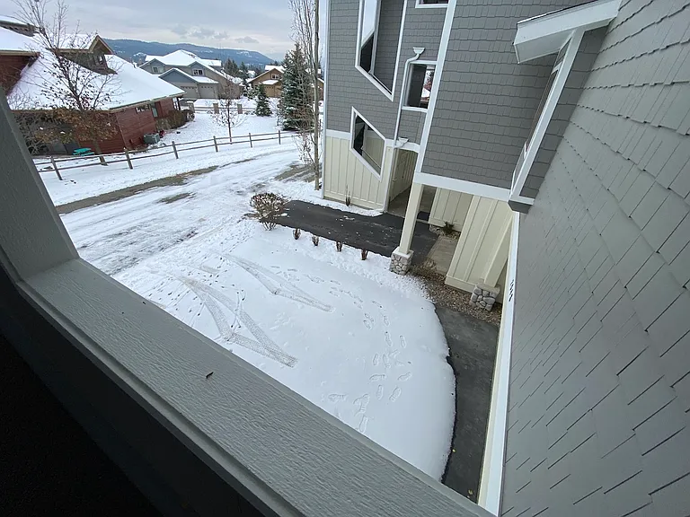 2048 Marina Ct — Photo 24
