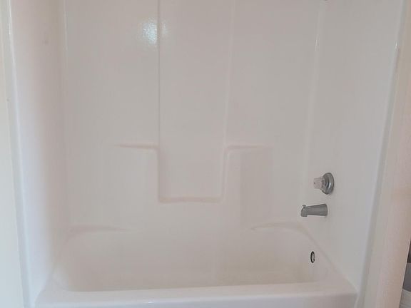 5th image of 15815 Potomac Rd APT 5