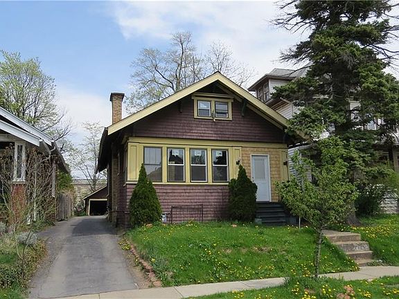 2nd image of 106 Winspear Ave