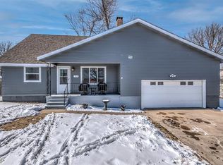 319 N Mississippi St, Nowata, OK 74048