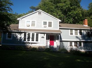 410 E River Rd, Riverton, CT 06065