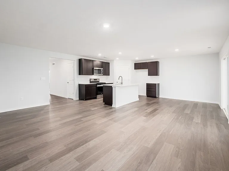 426 Emily Dr — Photo 24