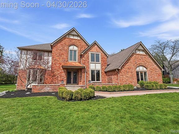 2nd image of 1906 Independence Ct