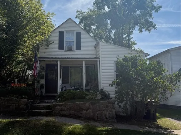 120 Mound St, Elyria, OH 44035