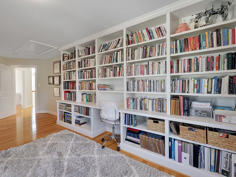Built in custom shelving