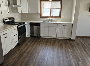 2616 Country Club Pkwy #4, Moorhead, MN 56560