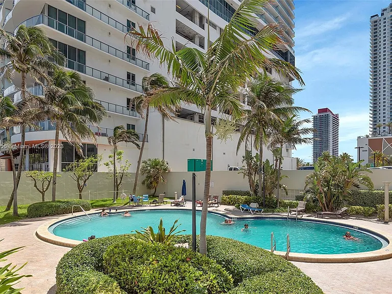 4001 S Ocean Dr #14H — Photo 35