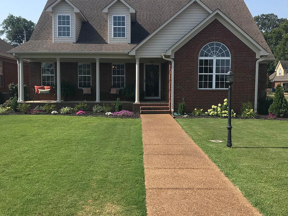 1st image of 135 Indian Wells Dr