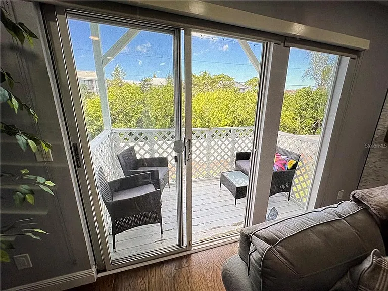 629 Garland Cir — Photo 20