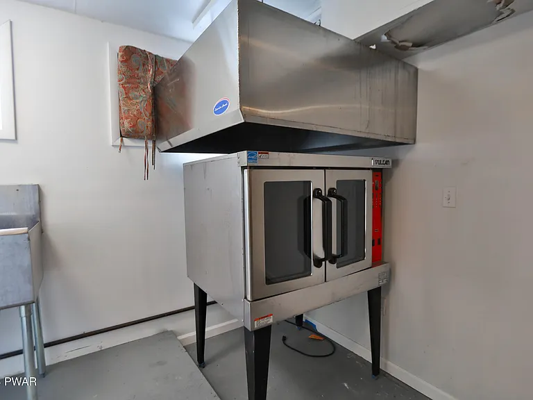 110 Stallion Dr — Photo 102